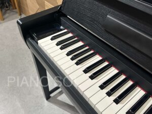 YAMAHA CLP-785