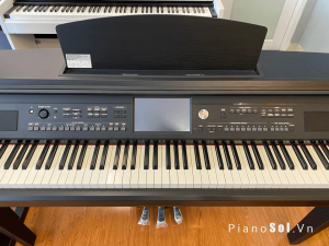 YAMAHA CVP-609