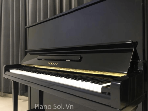 YAMAHA U30BL