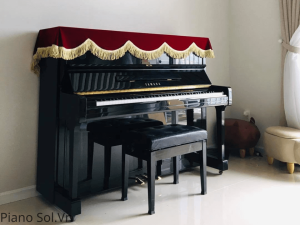 YAMAHA U1A