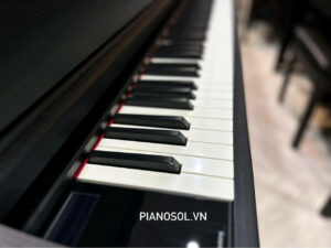 YAMAHA CLP775B | Đen Nhám