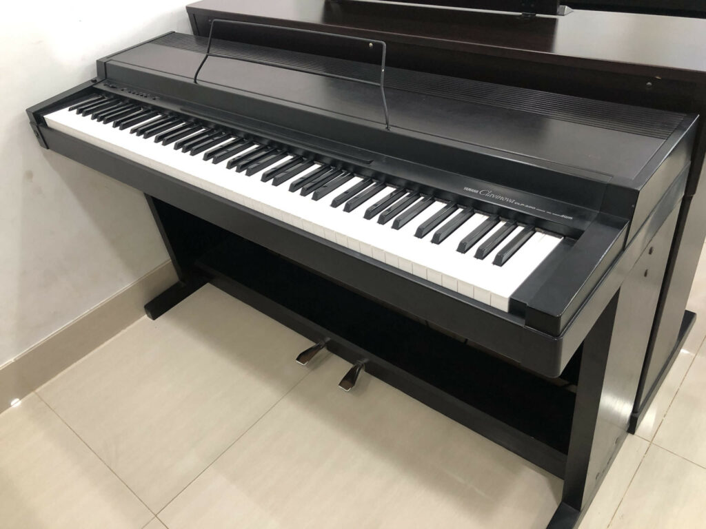 Piano Yamaha CLP200