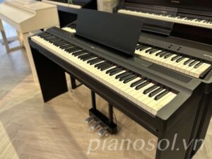 YAMAHA P125