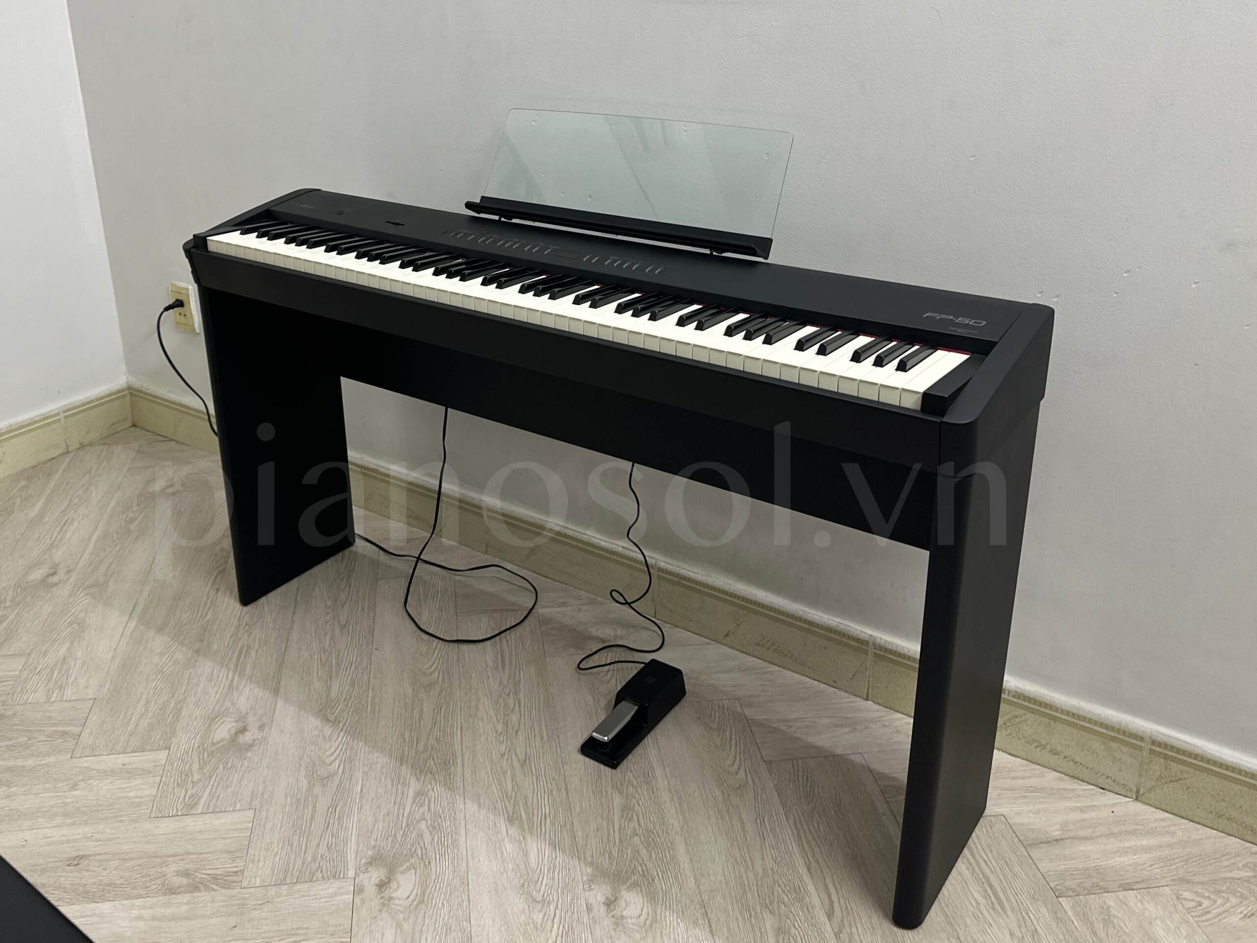 Roland FP50