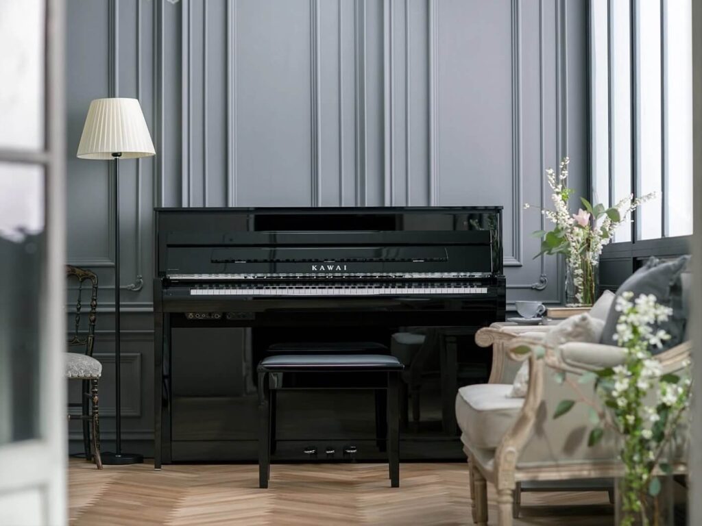 Kawai NV6 